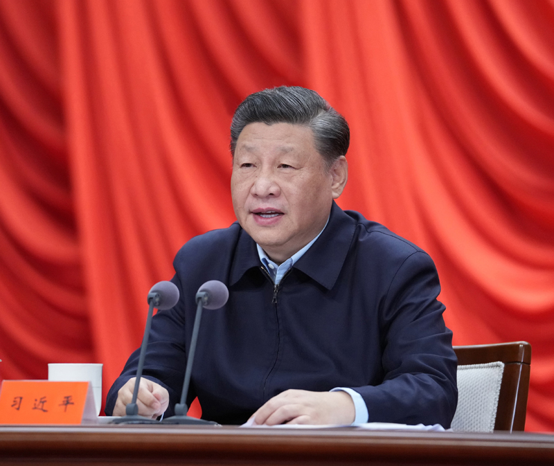 3月1日，，，，，，，2022年春季学期中央党校（国度行政学院）中青年干部培训班在中央党？？？？？？？。。。。。。中共中央总书记、国度主席、中央军委主席习近平在开班式上颁发沉要讲话。。。。。。新华社记者 申宏 摄